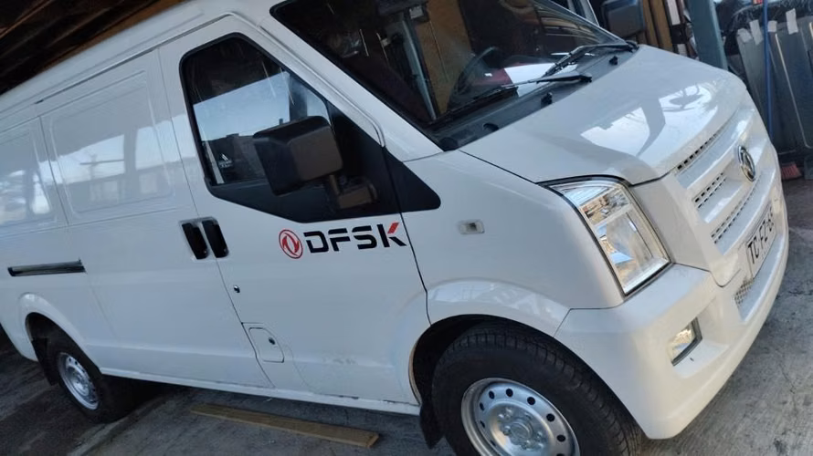 DFSK cargo van C35