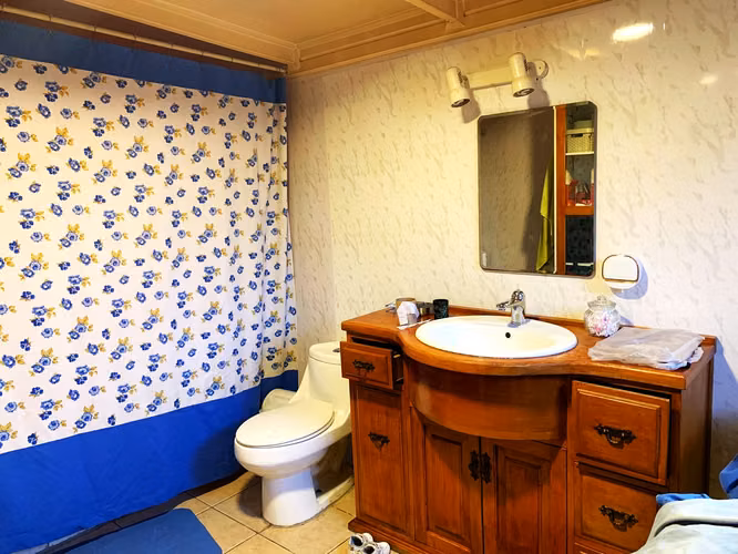 VENDO CASA 2 NIVELES, SECTOR ARCHIPIELAGO DE CHILOÉ - Imagen 8