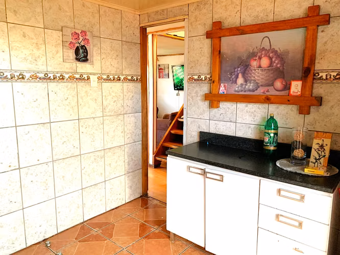 VENDO CASA 2 NIVELES, SECTOR ARCHIPIELAGO DE CHILOÉ - Imagen 7