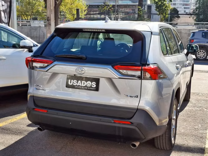 TOYOTA RAV4 2025 - Imagen 9