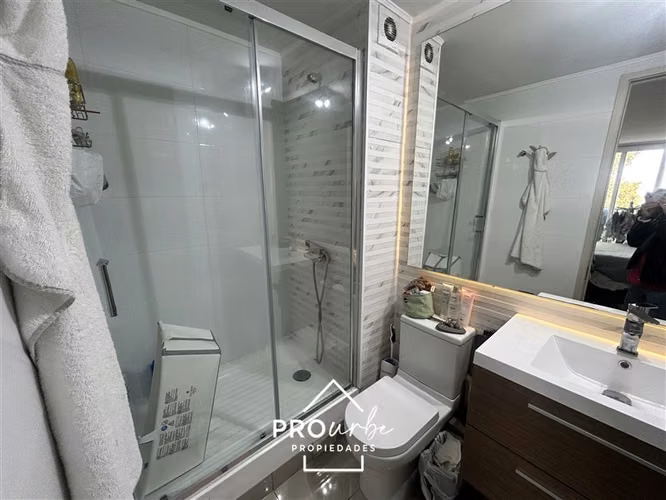 Dos dorm. dos baños est y bodega en La Reina - Imagen 4