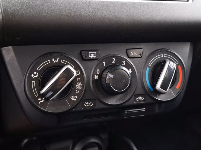 SUZUKI SWIFT 2021