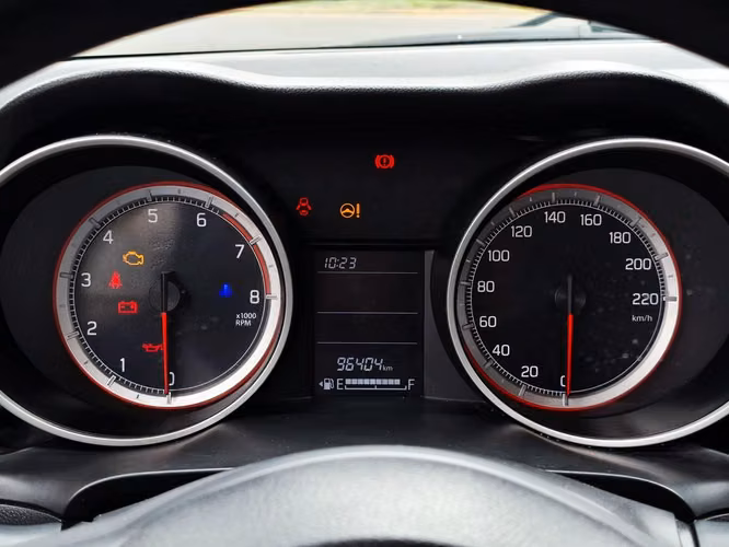 SUZUKI SWIFT 2021