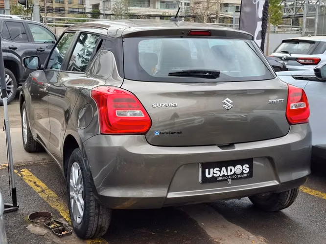 SUZUKI SWIFT 2021