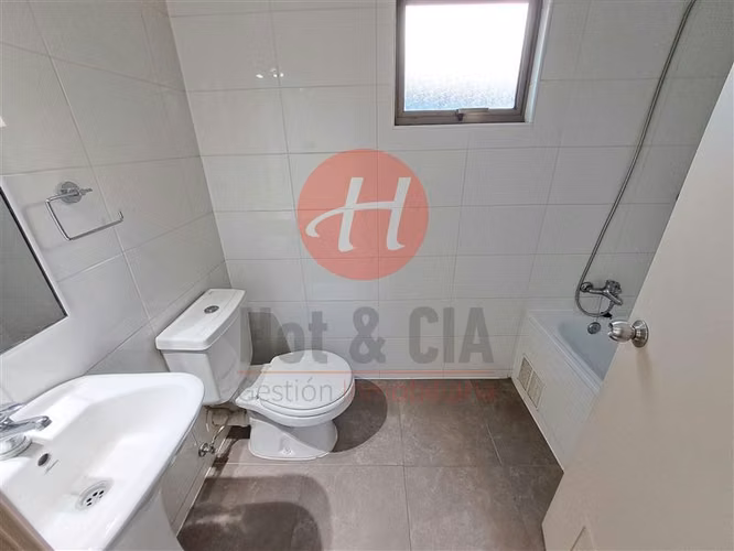 Casa familiar en arriendo en tranquilo entorno residencial - Imagen 11