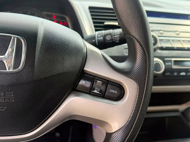 HONDA CIVIC 1.3 HYBRID AT 4P (2008) - Imagen 18