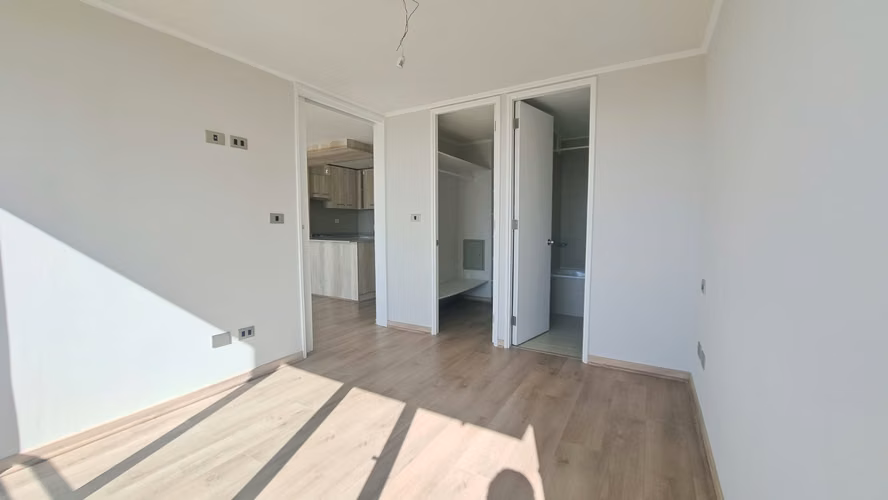 ARRIENDO DE HERMOSO DEPTO 1D + 1B + ESTA | EN MACUL - Imagen 7