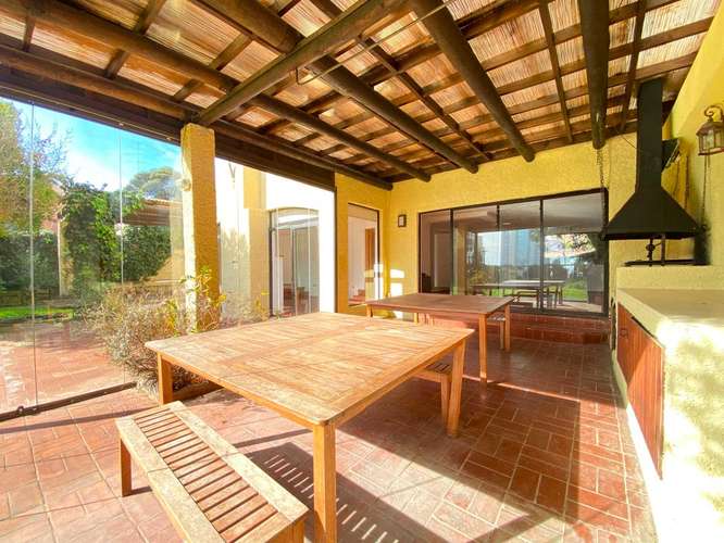 Moderna Casa Cerca de Servicios (182233) - Imagen 3