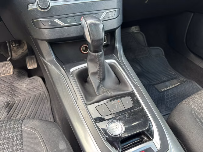 Peugeot 308 2020 - Imagen 9