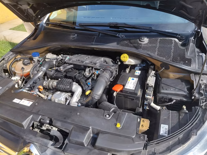 2019 Citroën C-Elysee 1.6 HDI DIESEL - Imagen 5