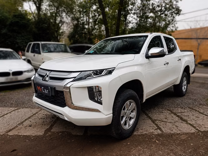 MITSUBISHI L200 KATANA CR - 2023 | 4572 - Imagen 7