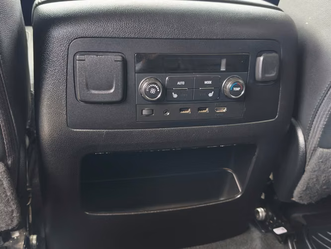 TAHOE LT 4WD 5.3 - Imagen 15