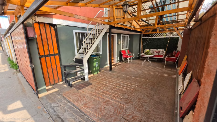 Se Vende Amplia Casa Esquina En Avenida Principal En Renca - Jorge Hirmas