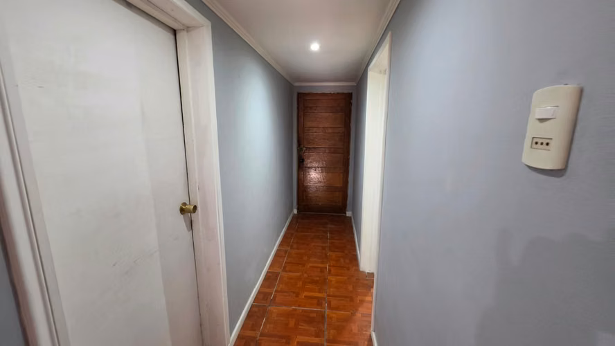 Se Vende Amplia Casa Esquina En Avenida Principal En Renca - Jorge Hirmas