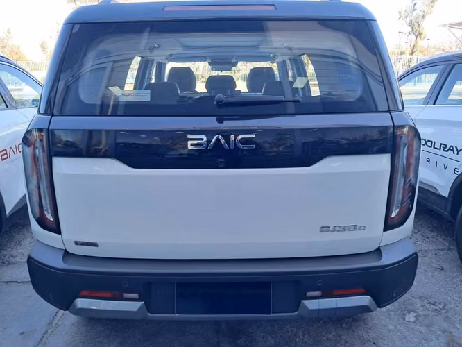 BAIC BJ30 LV5 AWD HIBRIDO 2026 - Imagen 4