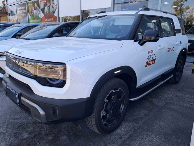 BAIC BJ30 LV5 AWD HIBRIDO 2026 - Imagen 3