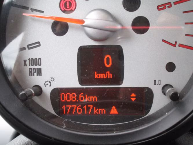 MINI COOPER 1.6 DIESEL MECANICO - Imagen 8