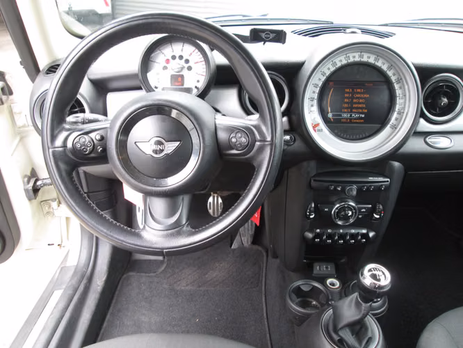 MINI COOPER 1.6 DIESEL MECANICO - Imagen 6