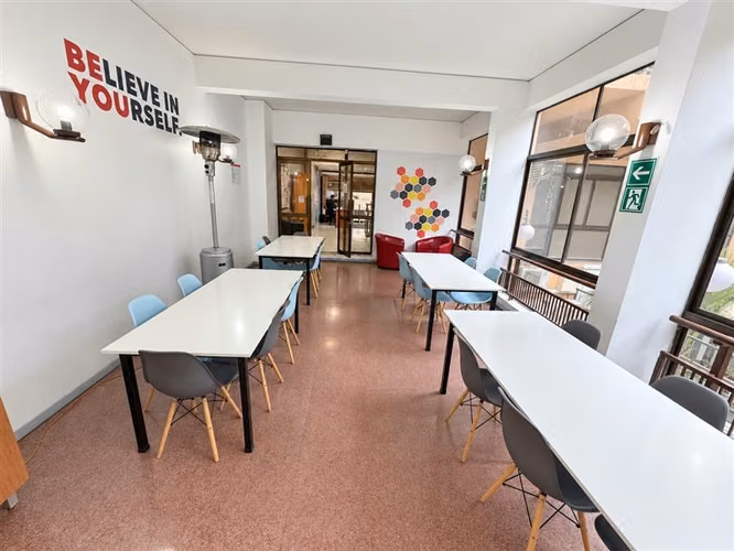 Edificio Educacional Arriendo - Imagen 34