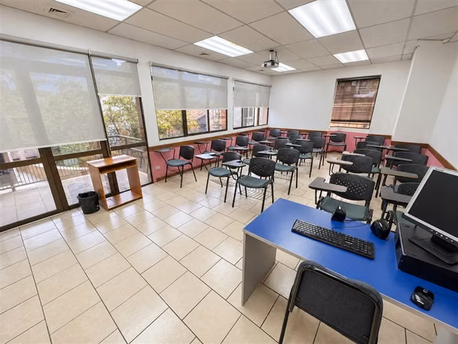 Edificio Educacional Arriendo - Imagen 8