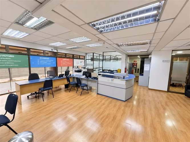 Edificio Educacional Arriendo - Imagen 15