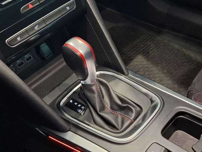 RENAULT MEGANE 2024
