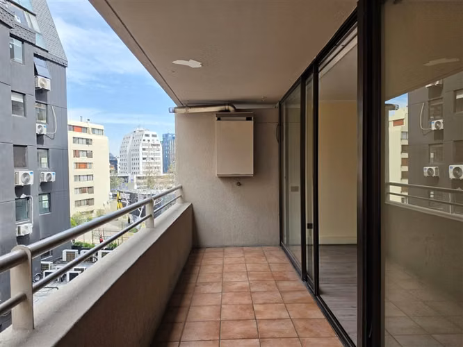 Departamento en Arriendo de 1D en El golf - Imagen 21