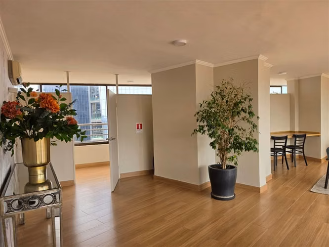 Departamento en Arriendo de 1D en El golf - Imagen 31