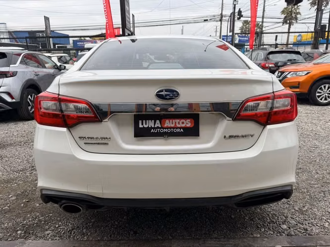 SUBARU LEGACY 2018