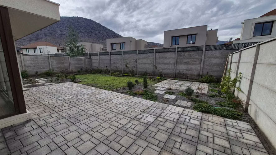 Chamisero Casa Amplia con Excelente Conectividad (182201) - Imagen 24