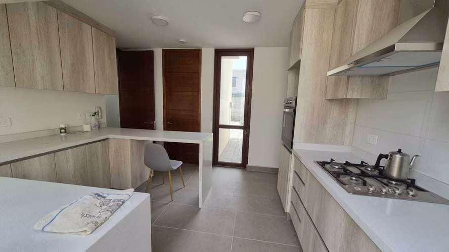Chamisero Casa Amplia con Excelente Conectividad (182201) - Imagen 6