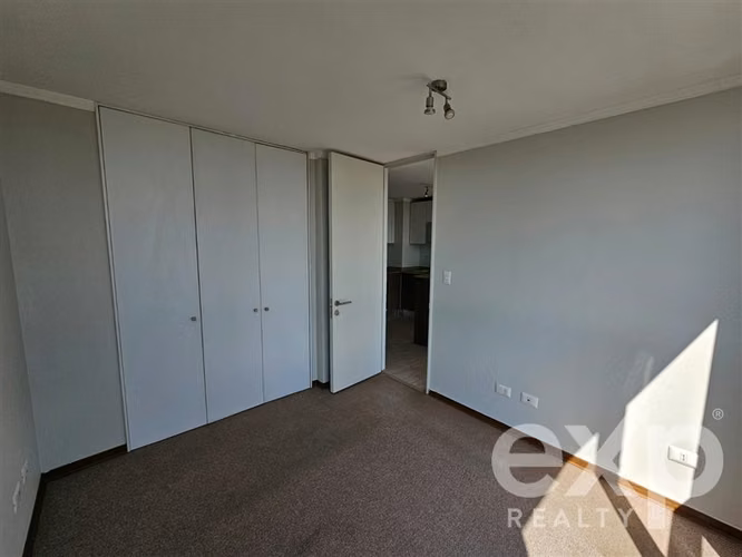 Arriendo Depto 2 Dormitorios mas Estacionamiento Ñuñoa - Imagen 13
