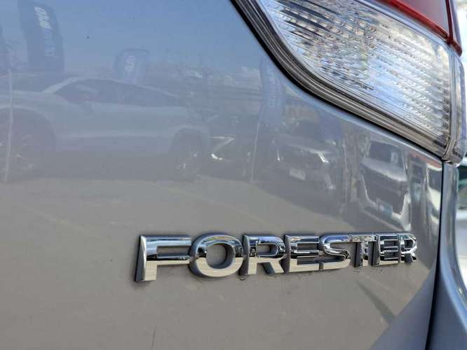 SUBARU FORESTER 2023
