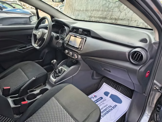 Nissan Versa 1.6 SENSE 4X2 MT 4P 2025 - Imagen 20