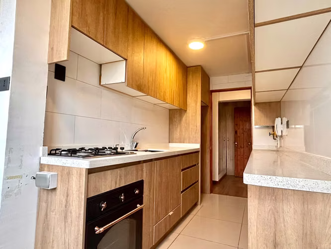 DEPARTAMENTO REMODELADO · 70 M² · A PASOS DEL METRO CHORRILLOS - Imagen 1