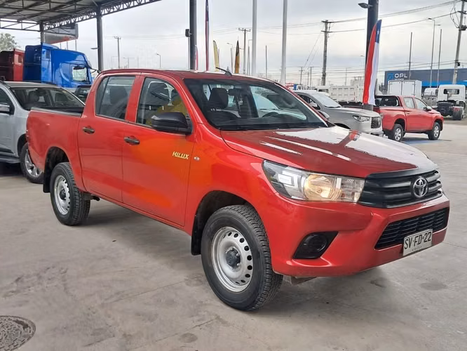TOYOTA HILUX 2023 - Imagen 4