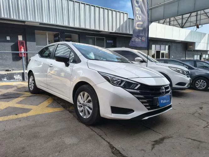 Nissan Versa 1.6 SENSE 4X2 MT 4P 2025 - Imagen 8