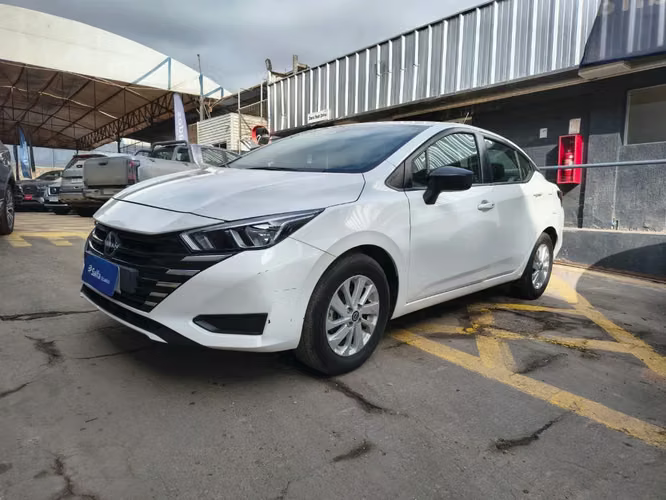 Nissan Versa 1.6 SENSE 4X2 MT 4P 2025 - Imagen 2