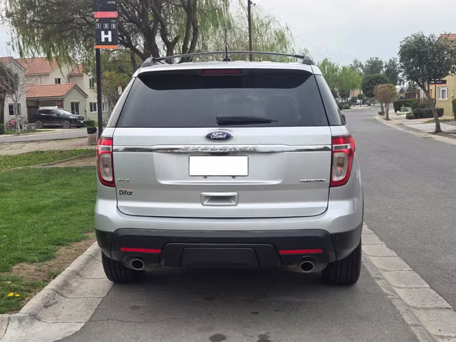 Ford Explorer XLT 4x2 - Imagen 11