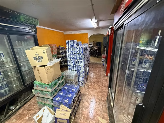 VENTA DE BOTILLERIA MINIMARKET A PUERTA CERRADA CON PATENTES - Imagen 29