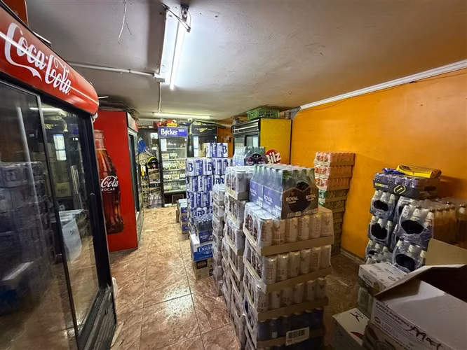 VENTA DE BOTILLERIA MINIMARKET A PUERTA CERRADA CON PATENTES - Imagen 25
