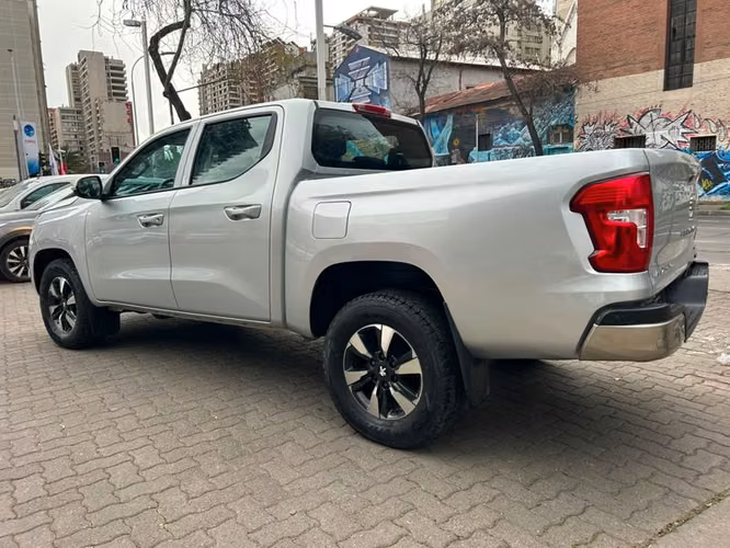 PEUGEOT LANDTREK LANDTREK ACTIVE BLUEHDI 180 4X4 AT - 2023 | 4629