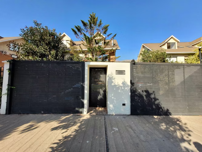 Espaciosa Casa en Venta La Florida (173761)