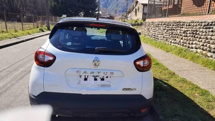 Se vende vehículo Renault captur 2020