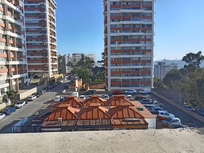 Vedo excelente departamento de 3 dormitorios , 1 baño,terraza. Quinta Claude , Viña Del Mar
