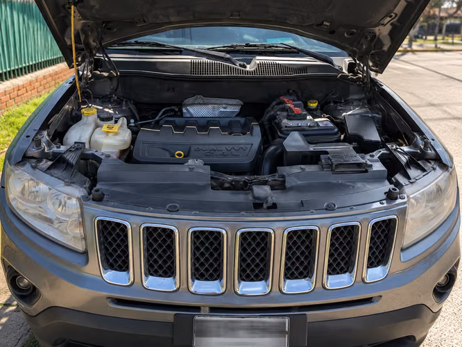  JEEP COMPASS SPORT 2.4 AUTOMÁTICO 2012 - Imagen 4