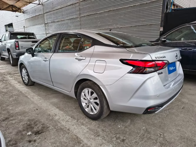 Nissan Versa 1.6 SENSE 4X2 MT 4P 2025 - Imagen 5