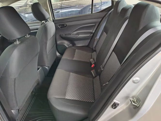 Nissan Versa 1.6 SENSE 4X2 MT 4P 2025 - Imagen 20