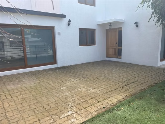 SE VENDE CASA EN CONDOMINIO MIRAFLORES VIÑA DEL MAR - Imagen 3