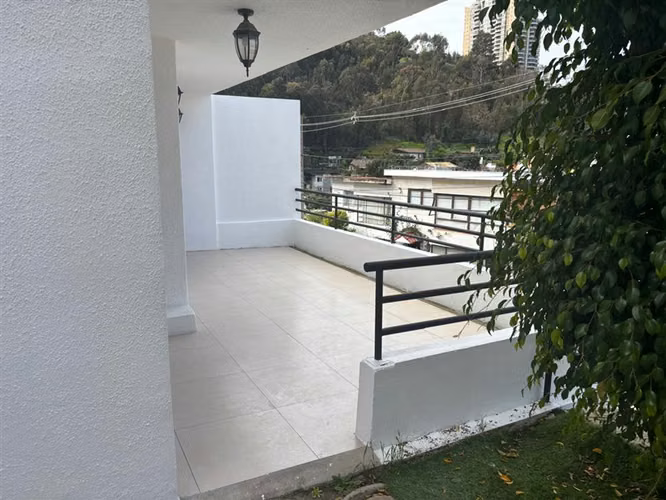 SE VENDE CASA EN CONDOMINIO MIRAFLORES VIÑA DEL MAR - Imagen 4
